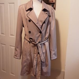 Le Chateau Double Breasted Cream Trench Coat, XXL
